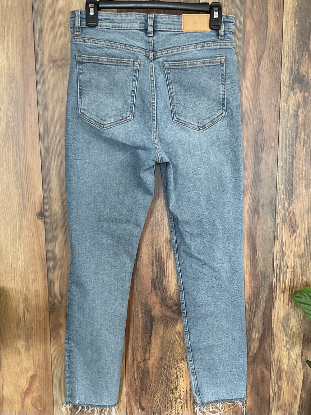 Zara Skinny Fray Hem Jeans 6 334B